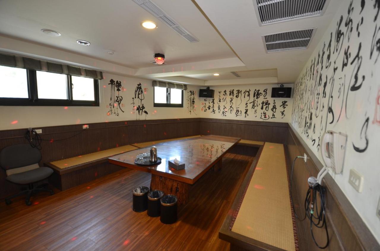 Classic Hotel Shvatan Nantou Exterior photo