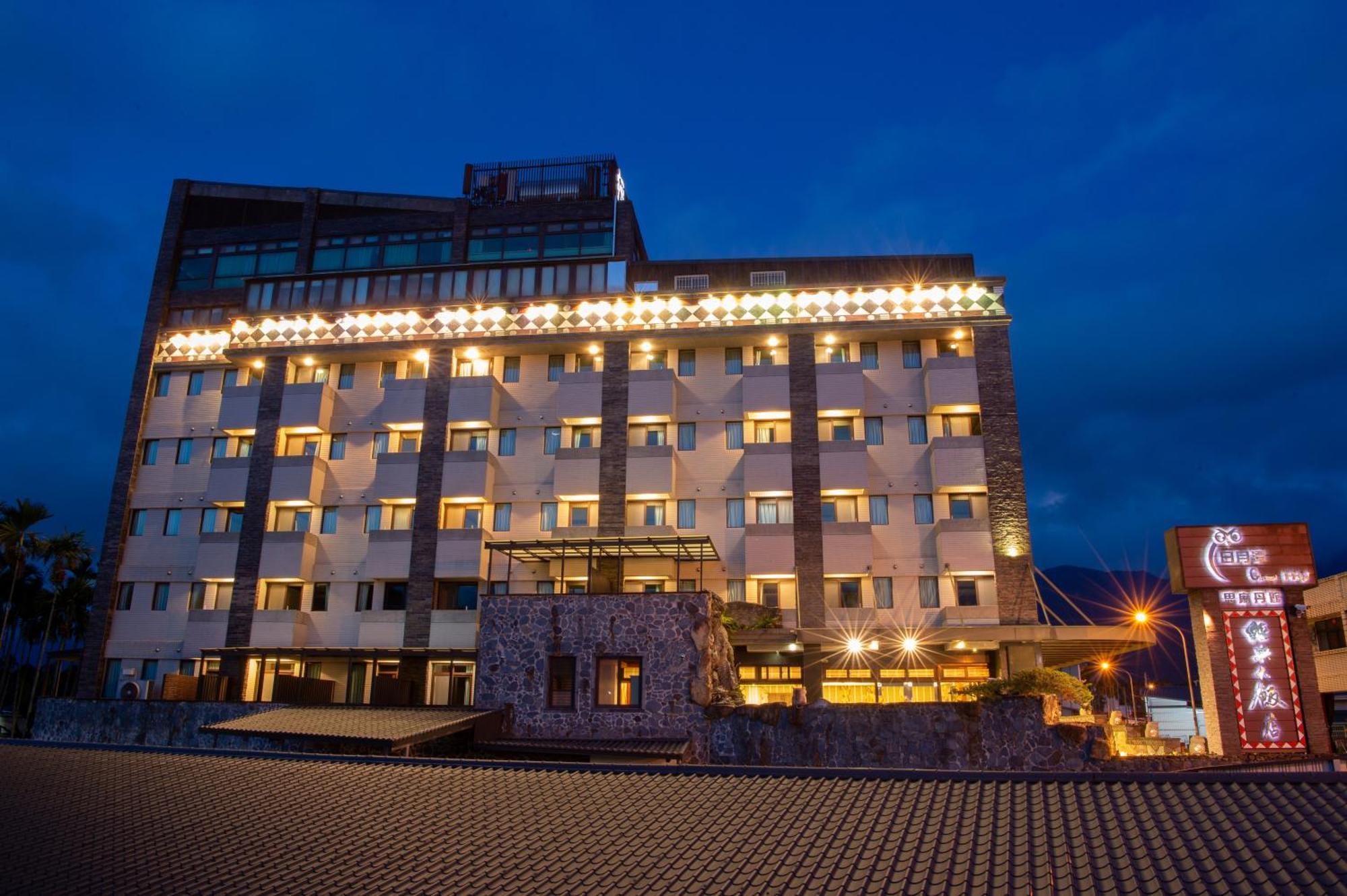 Classic Hotel Shvatan Nantou Exterior photo