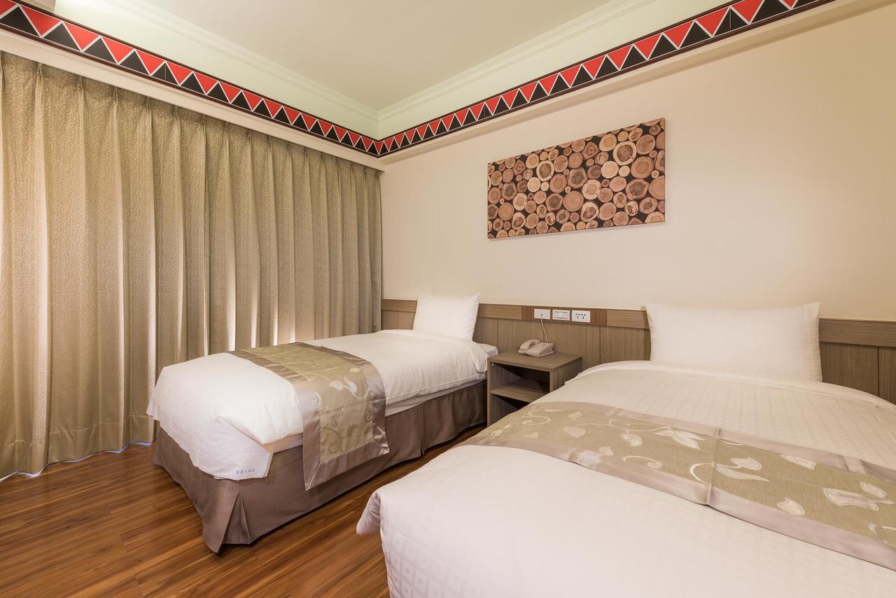 Classic Hotel Shvatan Nantou Exterior photo
